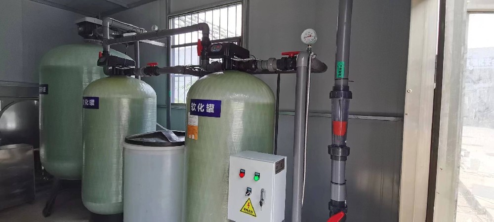为什么软化水适用于锅炉补水？